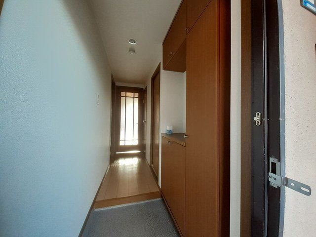 ラフィーネ弐番館の玄関