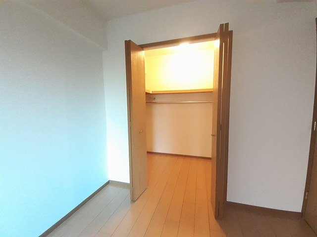 ラフィーネ弐番館の収納