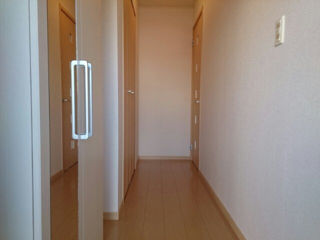 アベニール　Ｂの玄関