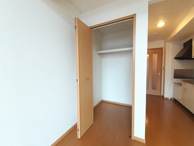 コンフォート　本町の収納