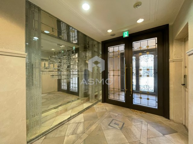 【ロビー】 | クリスタルエレガンス・EAST