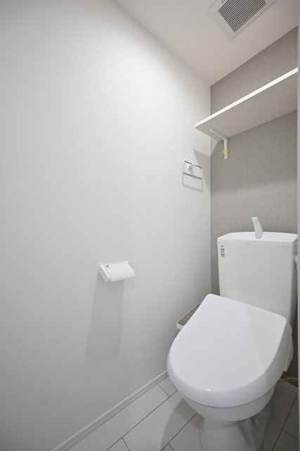 Ｐ＆Ａ日暮里のトイレ|落ち着いた色調のトイレです