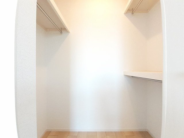 セラヴィの収納|こまごまとしたものを収納できそうですね