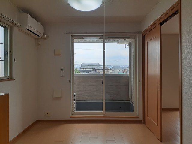 アクアスクエア　Ｃの居間・リビング