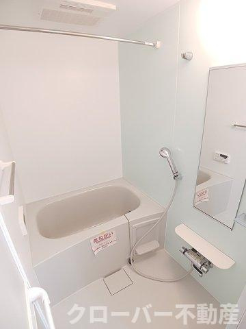 シャインヴァルトＣの浴室