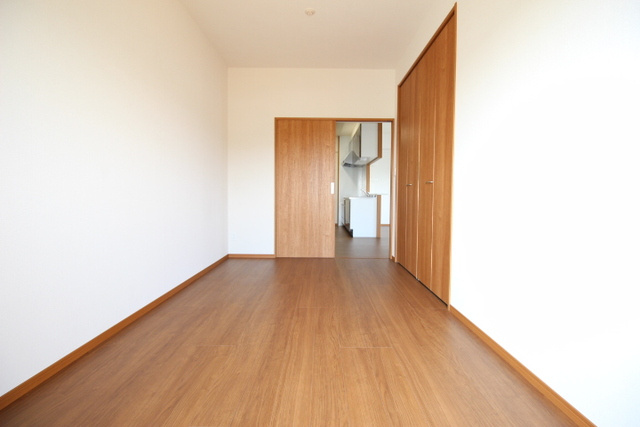 パルデンス・エコノ10【10.000円キャッシュバック対象物件】の内装|内装は落ち着いています