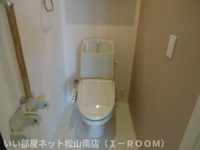 【トイレ】 | カーサ　ドマーニ　Ⅱ