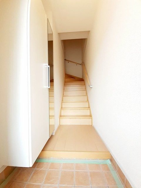 フェリーチェⅡの玄関