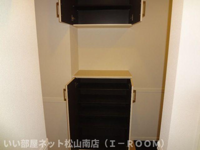 【玄関】 | ピヒラヤ土居