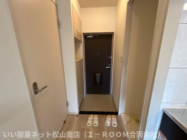 【玄関】 | シェルル南方