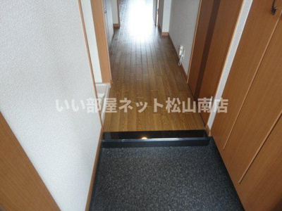 【玄関】 | ロイヤルハイツ・ＩＹＯ