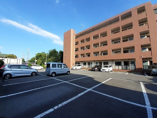 パルシャス東の駐車場|カースペースがあります