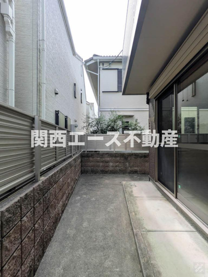 【バルコニー】 | カルテット本澤