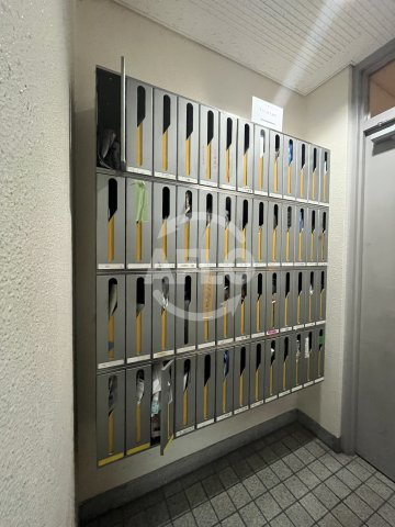 クルーム新大阪2番館の設備|クルーム新大阪2番館　メールボックス