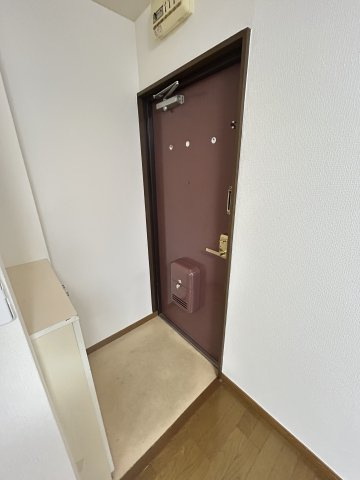 メイツ松屋町の玄関
