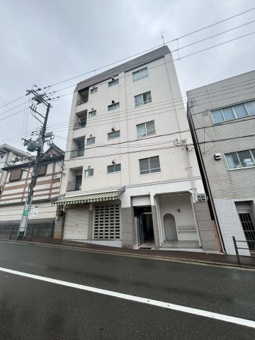 プリマヴェーラ谷町の外観
