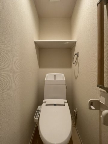 クレイノ楠谷23のトイレ