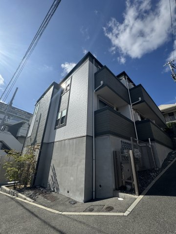 ワコーレヴィアーノ長田大塚町の外観