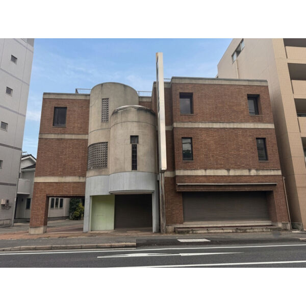 豊中市北桜塚３丁目の店舗事務所の外観
