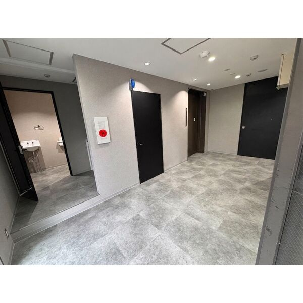 豊中市北桜塚３丁目の店舗事務所