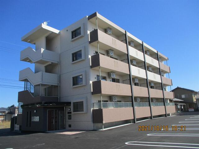 ユーミー岡富の外観