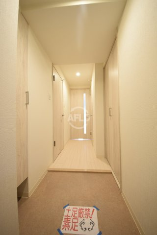 フォーリアライズ本町レクスの玄関|フォーリアライズ本町レクス　玄関