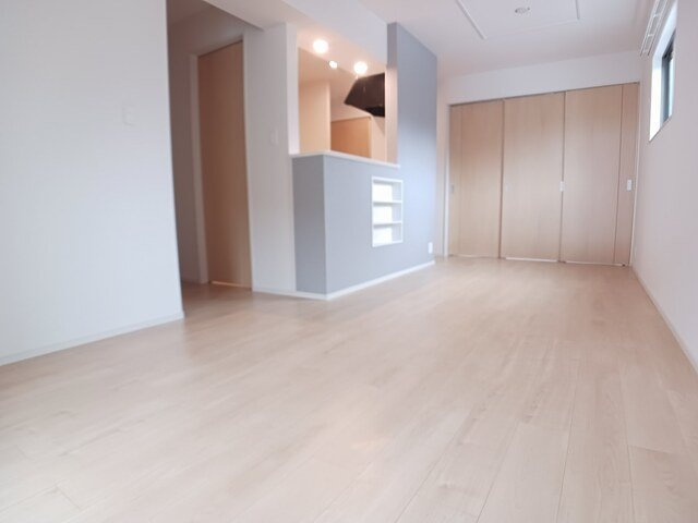 Ｒグレイ砥堀の居間・リビング