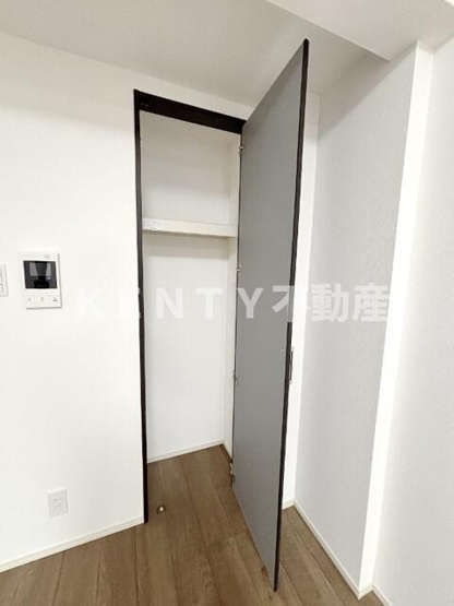 【収納】 | ＣＲＥＡＬｐｒｅｍｉｅｒ西馬込 | ちょっとした収納スペースも充実しています