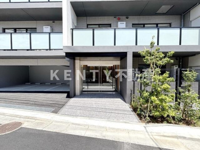 【エントランス】 | ＣＲＥＡＬｐｒｅｍｉｅｒ西馬込 | 清潔なエントランスです