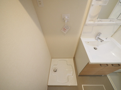 【設備】 | ハーモニーテラス鴫野東 | 洗濯機置き場です