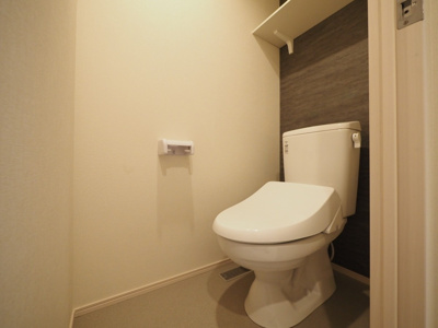 【トイレ】 | ハーモニーテラス鴫野東 | 落ち着いた色調のトイレです