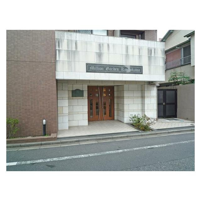 ミリオンガーデン小石川の玄関