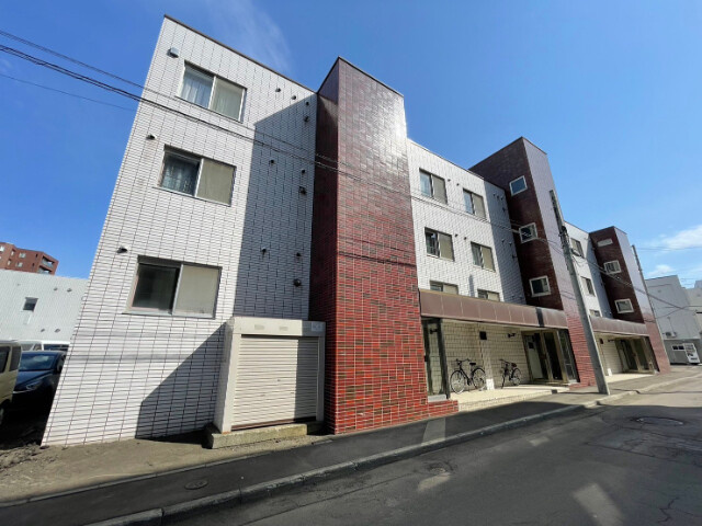 ホワイトパレス