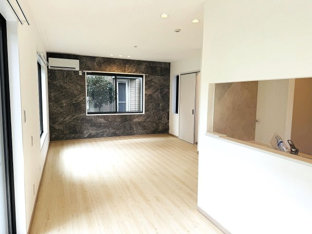 八王子市　片倉町　中古戸建ての内装|～開放感のあるワンフロアリビング　家族団欒の時間をお過ごしいただけます～