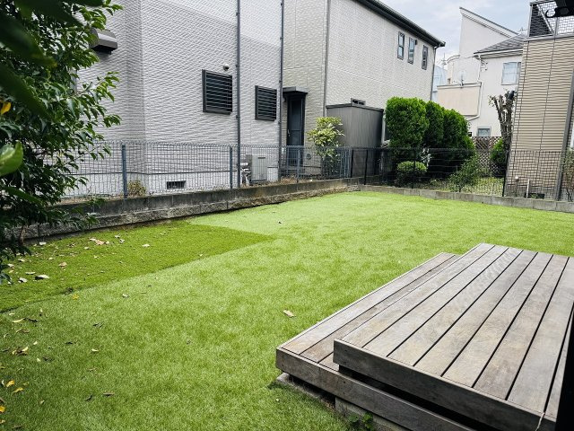 八王子市　片倉町　中古戸建ての庭|～ガーデニングなども楽しめる庭付き～
