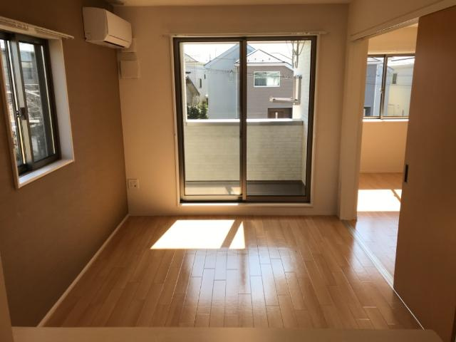 Ｓｕｎｆｉｔ・ｖｉｌｌａの居間・リビング|使いやすいリビングです