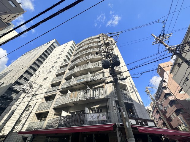 大阪市中央区久太郎町２丁目の店舗事務所の外観