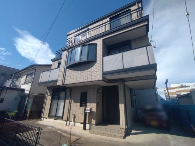 半田市旭町四丁目戸建の前面道路含む現地写真|前面道路含む現地写真です