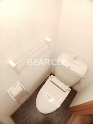【トイレ】 | アーバン御陵 | ゆったりとした空間のトイレです