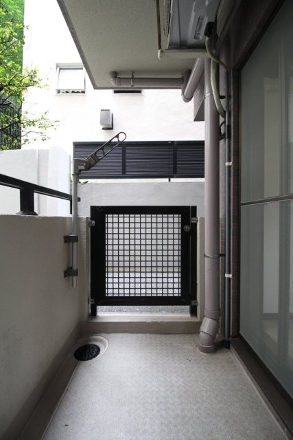 ルシェール赤坂のバルコニー