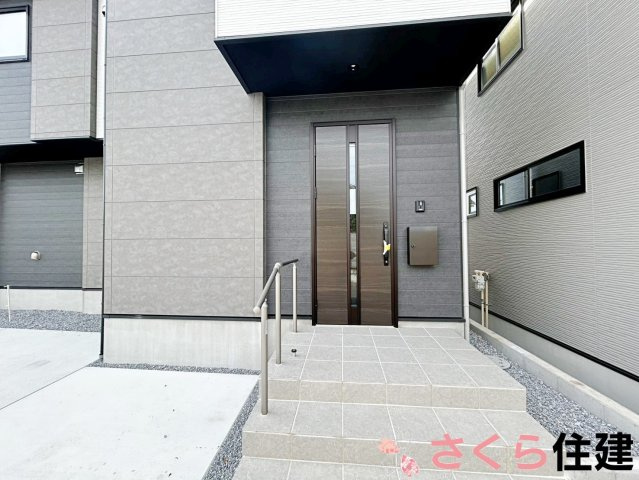 宇都宮市双葉5期　2号棟の玄関