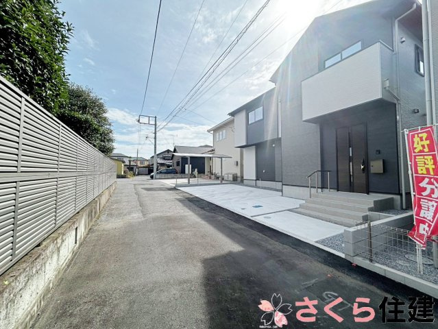 宇都宮市双葉5期　2号棟の前面道路含む現地写真