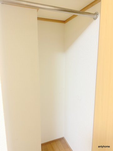 リアンジェ難波　仲介手数料無料の収納