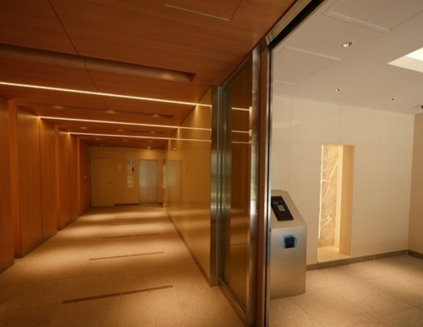 港区赤坂４丁目の賃貸マンションのロビー