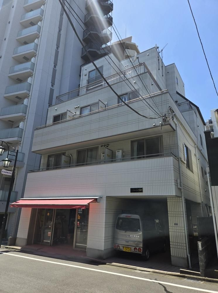 渋谷区東２丁目の店舗事務所の外観