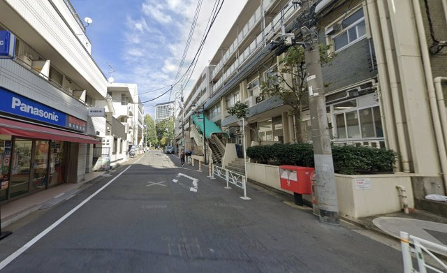渋谷区東２丁目の店舗事務所の周辺