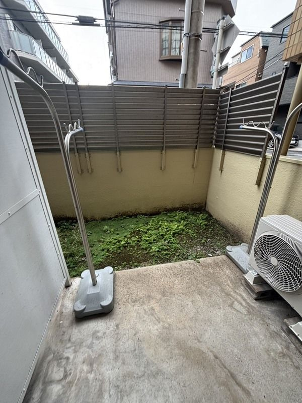 ライオンズマンション青戸第二の庭