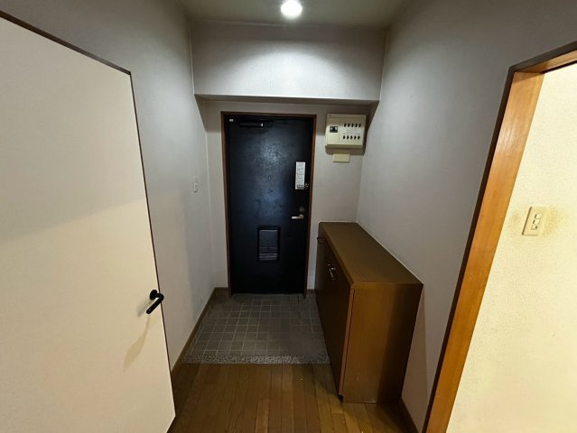 アーバンコート高木の玄関