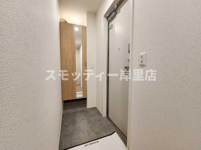 Maison Espoir Ⅲの玄関