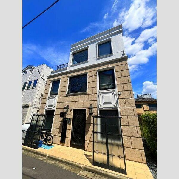 ＨＪ　ＰＬＡＣＥ百人町の外観